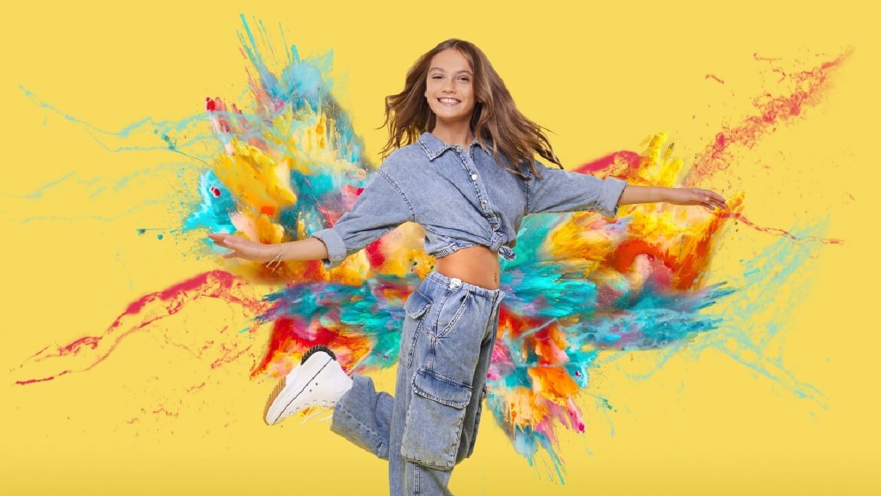 Zoe Clauzure represents France at the JESC 2023